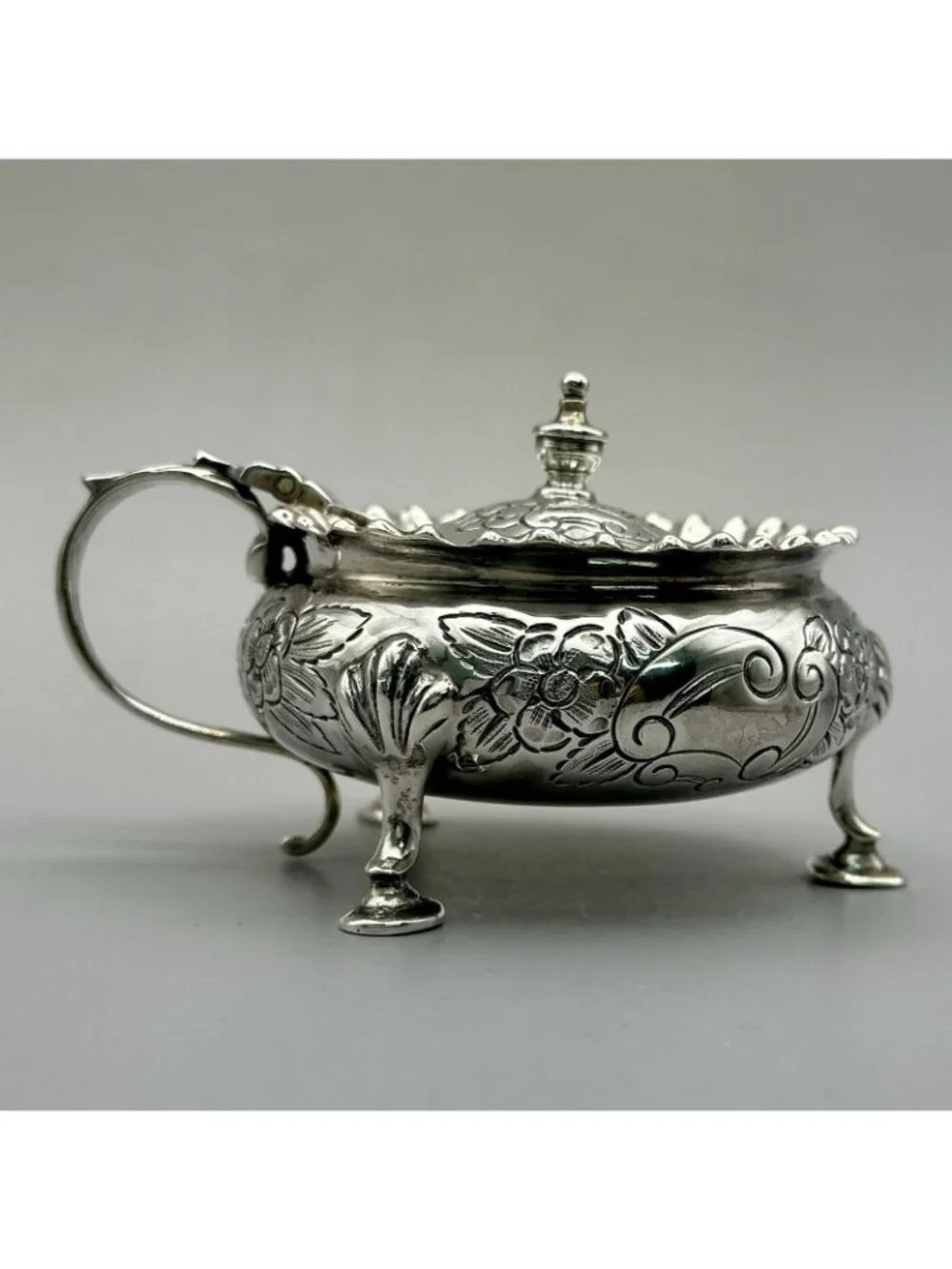 Charles S Green & Co Ltd Mustard Pot Hinged Lid Birmingham 1929 Sterling Silver